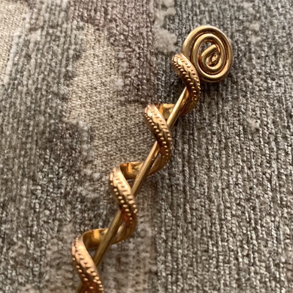 Hair twistie